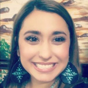 Meet your Posher, Lindsey